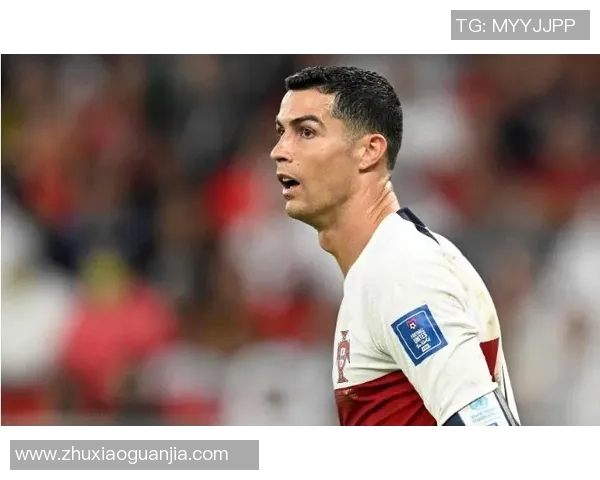 丑帅足球球星的独特魅力与球场风采分析 丑帅足球球星的独特魅力与球场风采分析